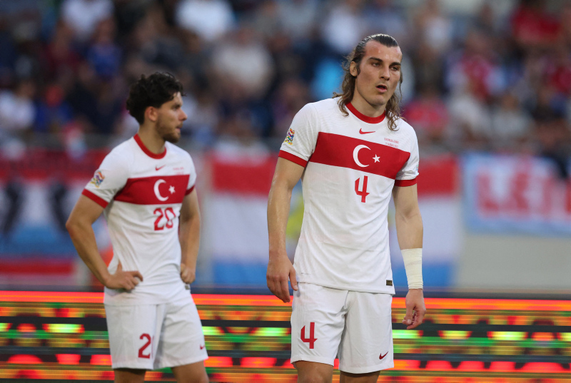 Galatasarayın Çağlar Söyüncü inadı Transferde kritik tarih Aspor