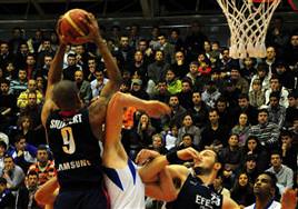 Efes, Real sınavında