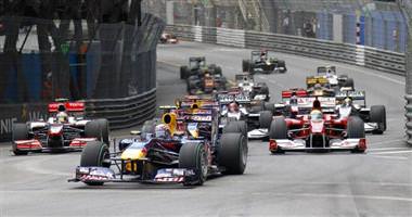 Monaco'da zirve Webber'in