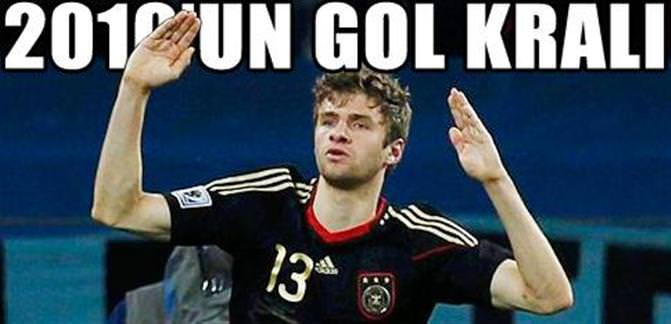 Müller asistleriyle...