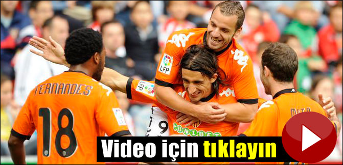 Mehmet Topal ilk golünü attı