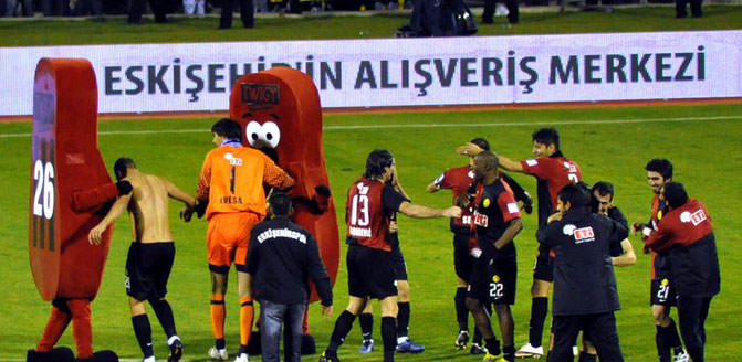 İnatçı Es-Es