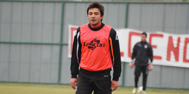 Özgür Bayer Denizlispor'da