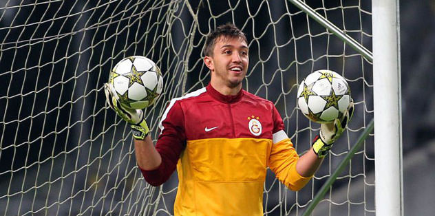 Muslera sürpriz yapabilir