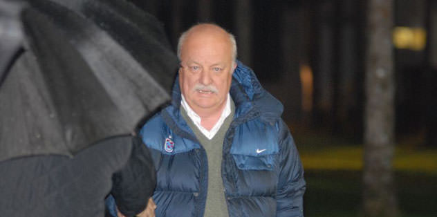 Güneş tribünde ne yapacak, biz varız