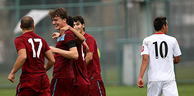 A2'ler lider bitirdi: 4-0