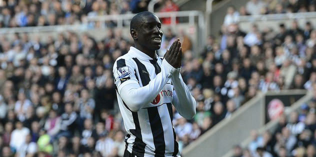 Demba Ba elden kaçtı