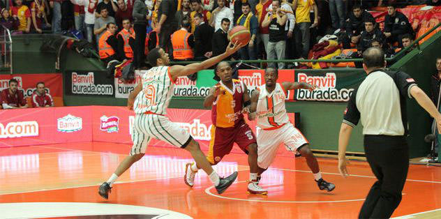 BBL'de 5 maç oynanacak