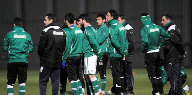 Bursaspor'da tempo düşmüyor