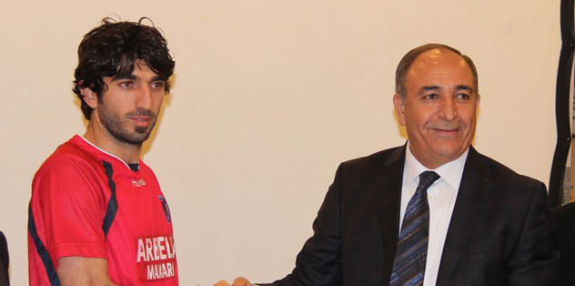 3 maç alalım yeter