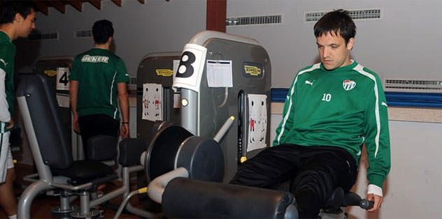 Bursaspor mecburen kondisyon çalıştı