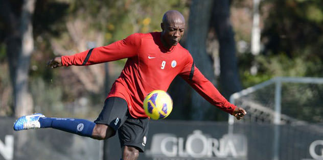 Pierre Webo'ya Korkmaz engeli