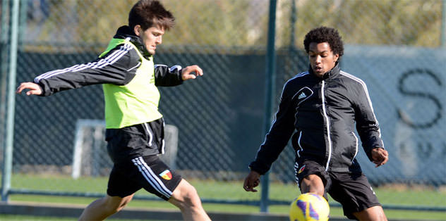 Kayserispor'da kamp çalışmaları sürüyor