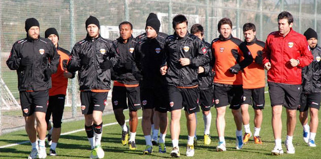 Adanaspor Beşiktaş'la karşılaşacak