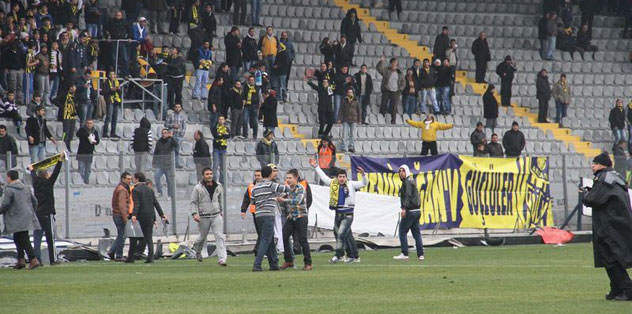 TFF, yarıda kalan A.Gücü-Torku maçını, Konya lehine 3-0 tescil etti