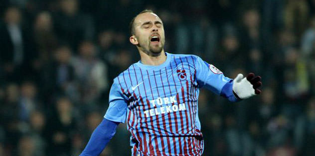 İki gol attı ve kızardı