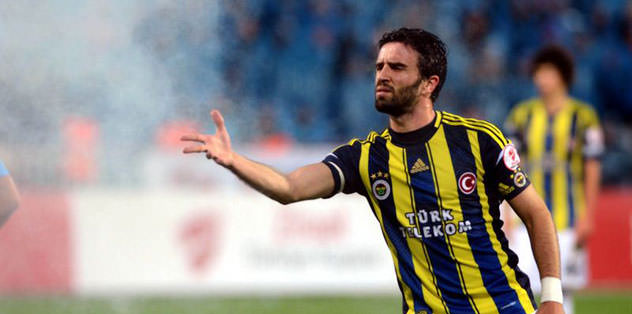 Sağa kanada geçti kilidi açtı