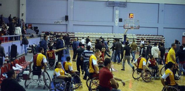 Tekerlekli Sandalye Ligi'nde derbi bugün