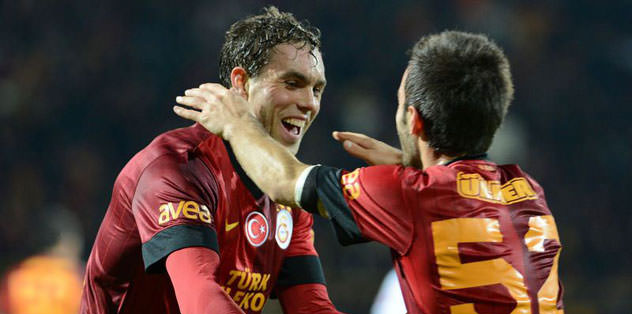 Elmander 4. golünü attı