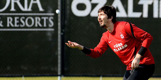Tolga Zengin dinlenecek