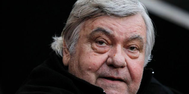 Şuursuzca konuşuyor!