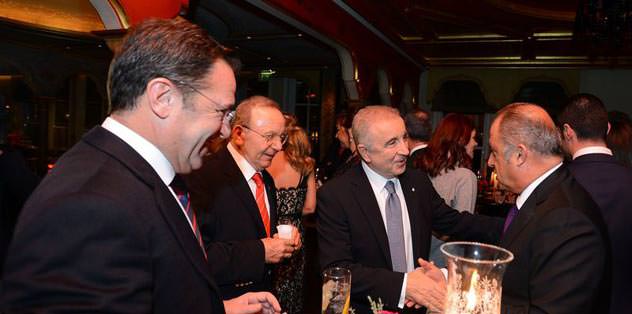 Yönetimde barış sağlandı