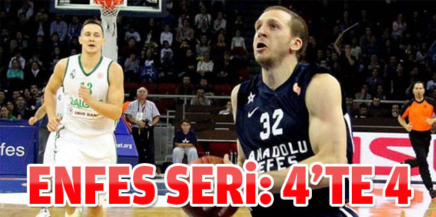 Anadolu Efes 4'te 4 yaptı!