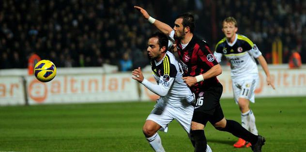 Semih Şentürk'ten hayat öpücüğü!