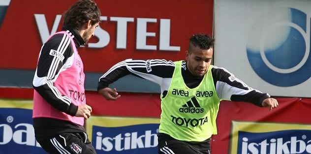 Dentinho ile Gökhan, İnönü'de!