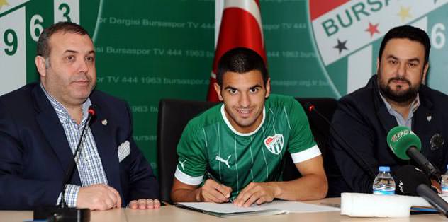 Behich imzayı attı
