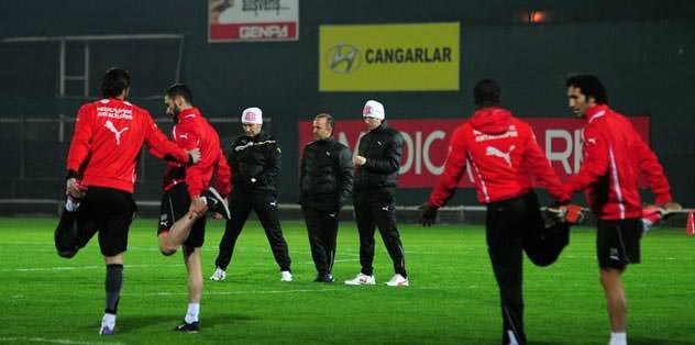 Antalya çıkış arıyor