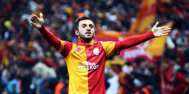 Emre Çolak tek başına idmanda