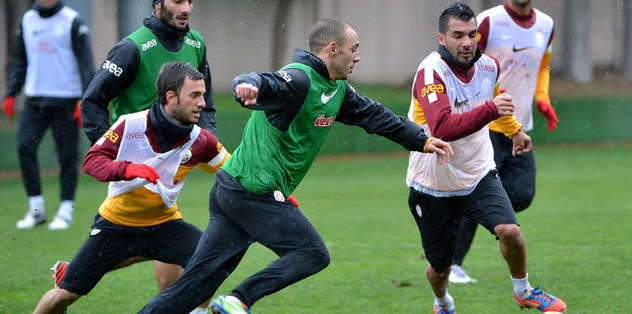 Galatasaray'da Elmander sevinci