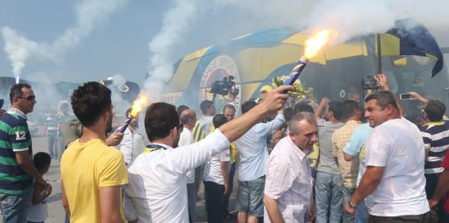 Fenerbahçe'ye coşkulu karşılama