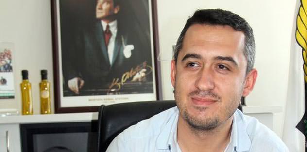 Mehmet Akyüz de bitiyor
