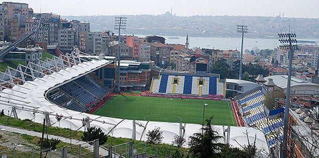 Lig maçları Kasımpaşa'da