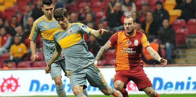 G.Saray son dakikada yıkıldı!