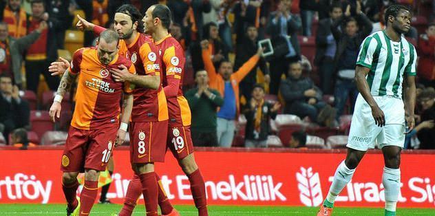 Sneijder'den şok hareket!