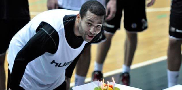 Lofton'a pastalı kutlama