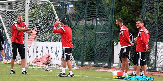 Beni seven tribüne gelsin