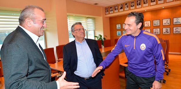 Prandelli'ye yeni sözleşme teklif etti