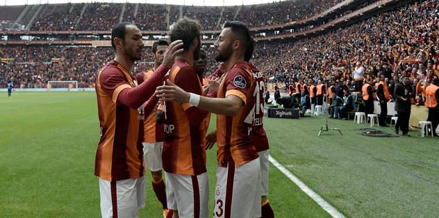 Yeni Aslan sahnede