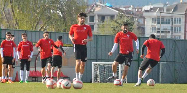 PTT'de 4 maç var