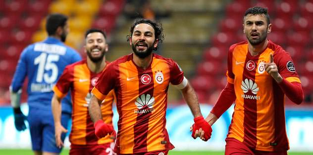 Aslan'da herkes golcü