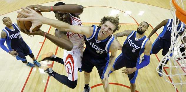 Rockets, Mavericks'i eledi