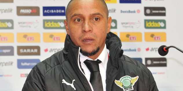 Roberto Carlos yeni takımını açıkladı