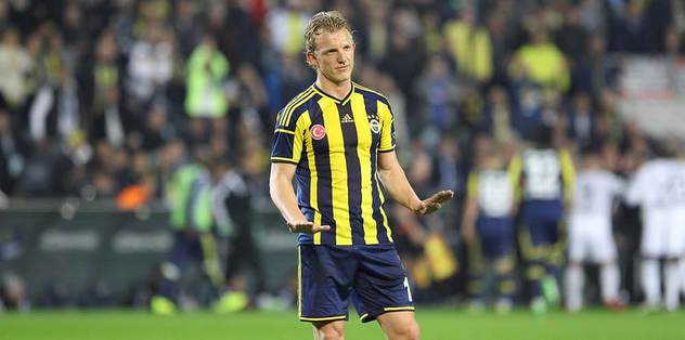 Kuyt ülkesine döndü