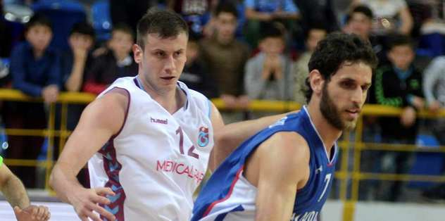 İlk finalist Anadolu Efes