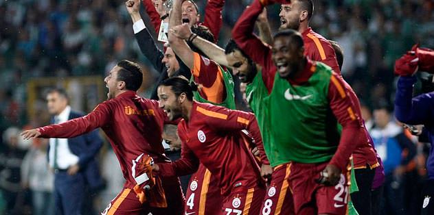 Var mı yan bakan!