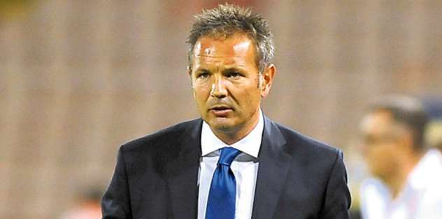 Sinisa Mihajlovic'i Milan kaptı